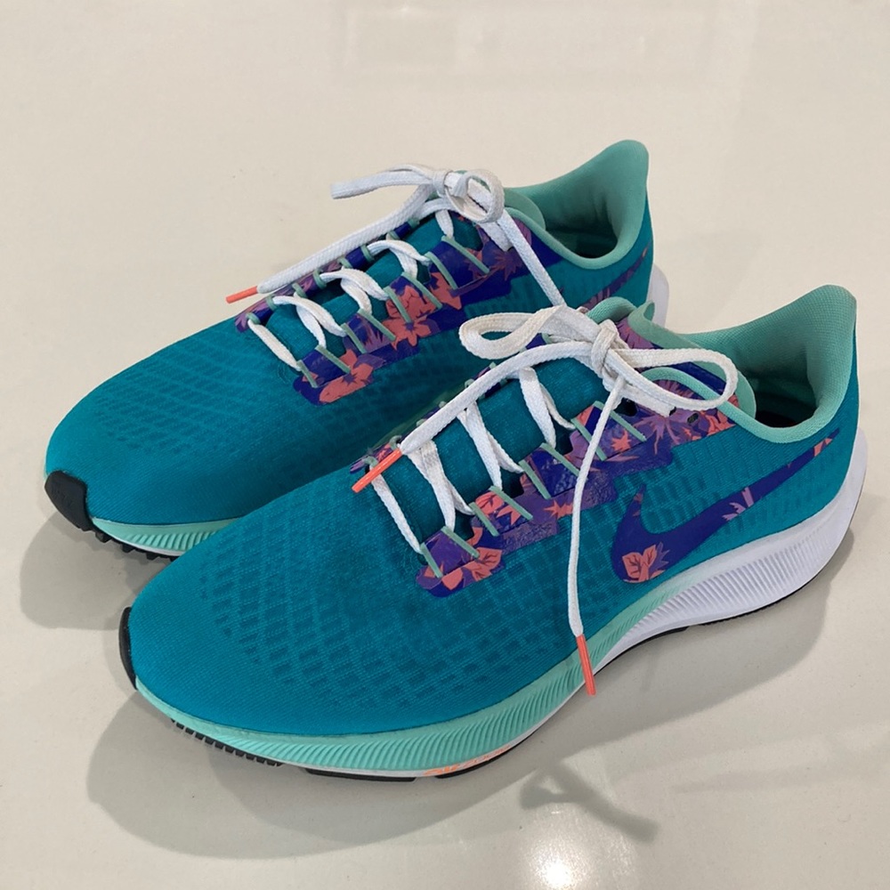 Nike Running shoes in great condition.